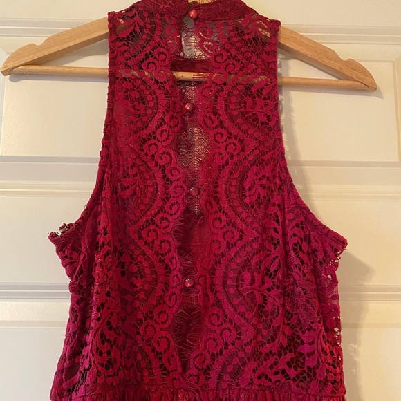 3 for $10 ✨4x Host Pick✨ Raspberry/ Wine All-Over Lace Dress - Picture 8 of 8
